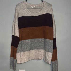 Very cute, soft fall sweater size large